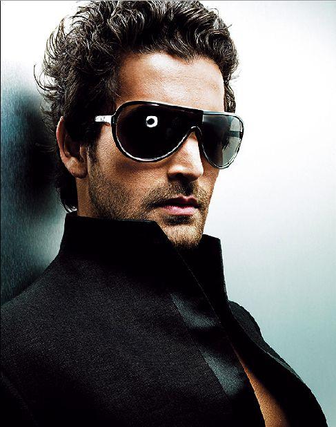 Bollywood,actors,Salman Khan,Akshay Kumar,Imran Khan,Emraan Hashmi,Neil Nitin Mukhesh,Dino Moreo,John Abraham,Aamir Khan,Ajay Devgn,Hrithik Roshan,Shahid Kapoor,Saif Ali Khan,shirtless