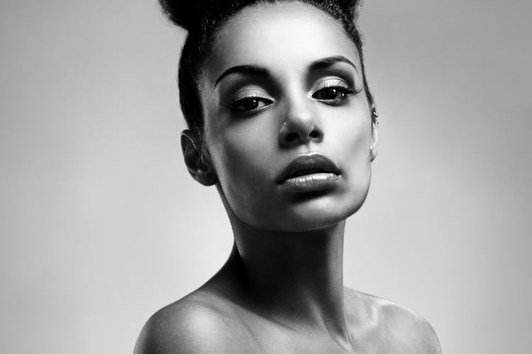 iStock_000021907025_Medium