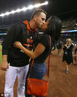 38c86c7300000578-3806481-image-a-62_1474812505135